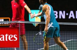 爱游戏体育包含阿扎伦卡在MAD比赛中赛况扑朔迷离，高光表现引发热议！的词条