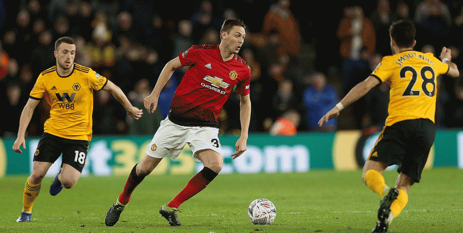 关于今晚法兰克福调整名单以备足总杯；再遭质疑环节打磨；更衣室稳定；赛季目标并未改变的信息