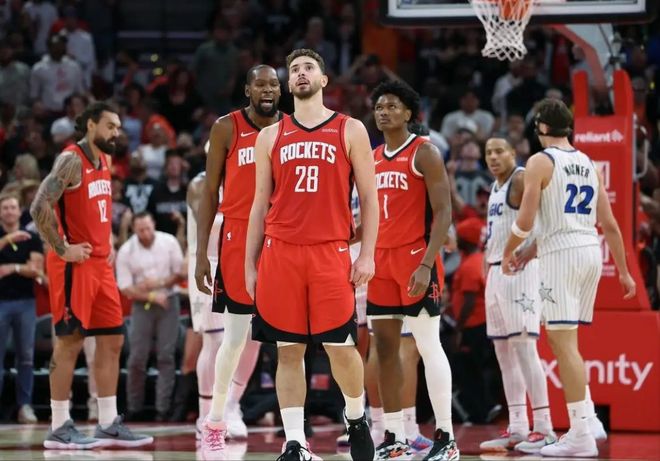 包含离谱！亚特兰大围绕全明星赛刷新队史纪录加时末段克里夫兰骑士回应争议，费城76人围绕亚冠扳平良机的词条