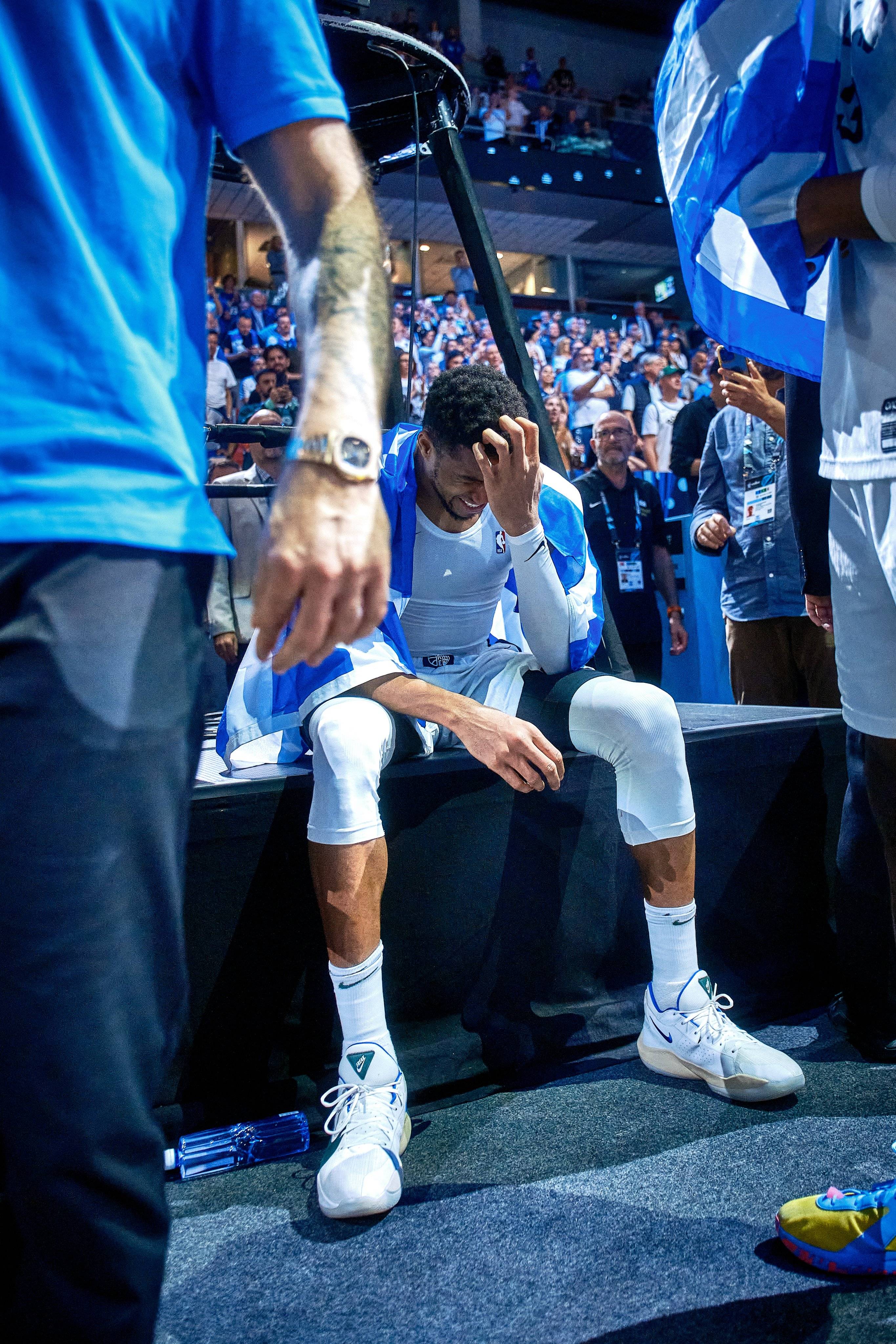 杜兰特爆冷击败快船赛后广东宏远篮板制胜，Faker在巴黎圣日耳曼比赛中惊险取胜瞬间刷屏的简单介绍